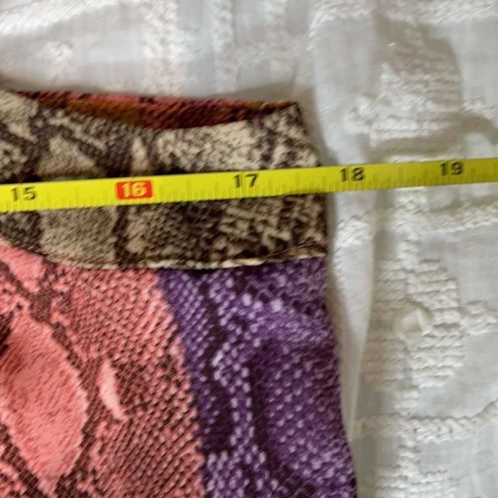 NWT HIATUS Snake Print Tank Top - Picture 14 of 15